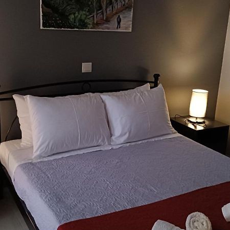 Andros Guesthouses Zewnętrze zdjęcie